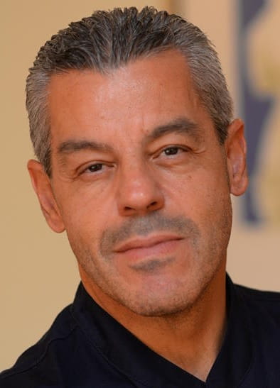 Dr Andreas Bazeos